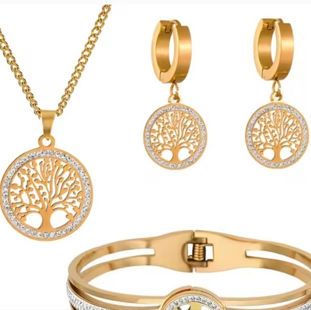 Gold Tree of Life Pendant Necklace - Picture 2 of 6